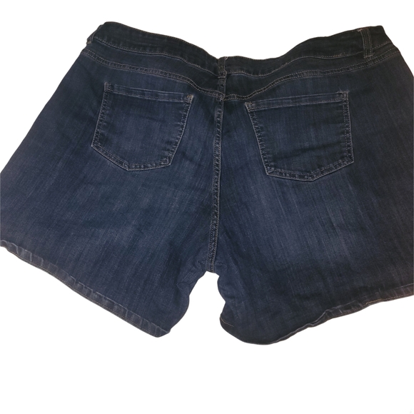 Lane Bryant Women's Blue Denim Shorts 20 - Picture 3 of 3